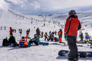 پیست اسکی “تمندر” الیگودرز تاییدیه فنی فدراسیون جهانی اسکی را دریافت کرد