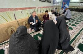 خدمت بی منت: حضور مدیر مدیریت شعب بانک رفاه کارگران لرستان درمسجد امام رضا(ع) محله حاشیه نشین اسد آبادی