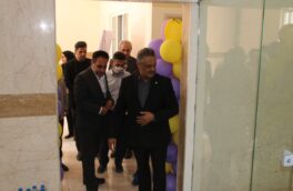 با حضور رئیس فدراسیون اسکوش:خانه اسکواش خرم آباد رسما افتتاح و استاندارد سازی شد/قول میزبانی مسابقات کشوری در خرم آباد