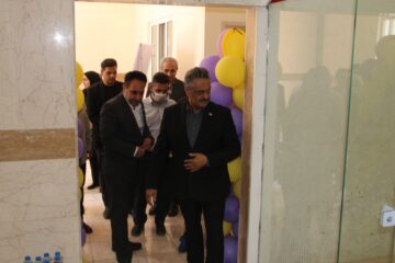 با حضور رئیس فدراسیون اسکوش:خانه اسکواش خرم آباد رسما افتتاح و استاندارد سازی شد/قول میزبانی مسابقات کشوری در خرم آباد