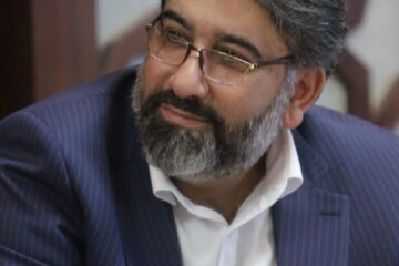 پیش ثبت نام محمدی نوری دبیرکل جمعیت جوانان انقلاب اسلامی ایران از حوزه تهران در دوازدهمین دوره انتخابات مجلس شورای اسلامی