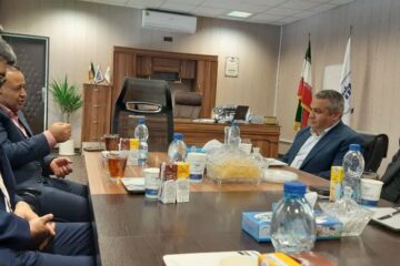 دیدارمدیر شعب بانک رفاه کارگران لرستان با مدیرعامل شرکت شیر پگاه استان