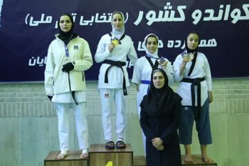 مقام اول پاراتکواندو کار لرستانی در رقابتهای قهرمانی کشور