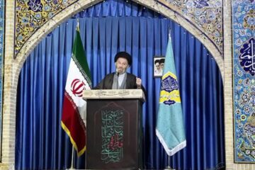 نماینده ولیفقیه در لرستان: شایستهسالاری برخاسته ازتعهد و تخصص اساس کار دولت «وفاق ملی» باشد