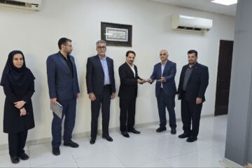 تقدیر وتجلیل از همکاران آزاده سرافراز به مناسبت ۶۴سالگرد تاسیس بانک رفاه در مدیریت شعب استان لرستان