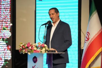 نماینده خرمآباد: مهاجرت مردم لرستان با شعار درمانی برطرف نمی شود