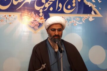 حضرت زهرا(س) الگویی تمام عیار برای عالمیان است