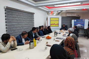 برگزاری مراسم اعطای نشان سیمرغ کوههای ایران به ۵ نفر از کوهنوردان استان لرستان