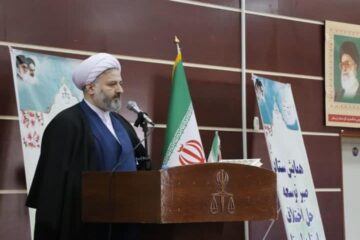 با کمک نمایندگان مجلس مشکلات و خلأ‌های قانونی را با تعامل و همکاری بیش از پیش حل کنیم