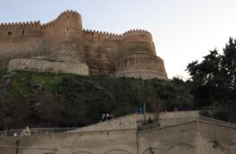 گزارش تصویری بازدید مسافران نوروزی ازقلعه تاریخی فلک الافلاک در نوروز ۱۴۰۴