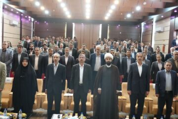 استاندار لرستان: عزم همگانی، توسعه چگنی را سرعت می‌بخشد