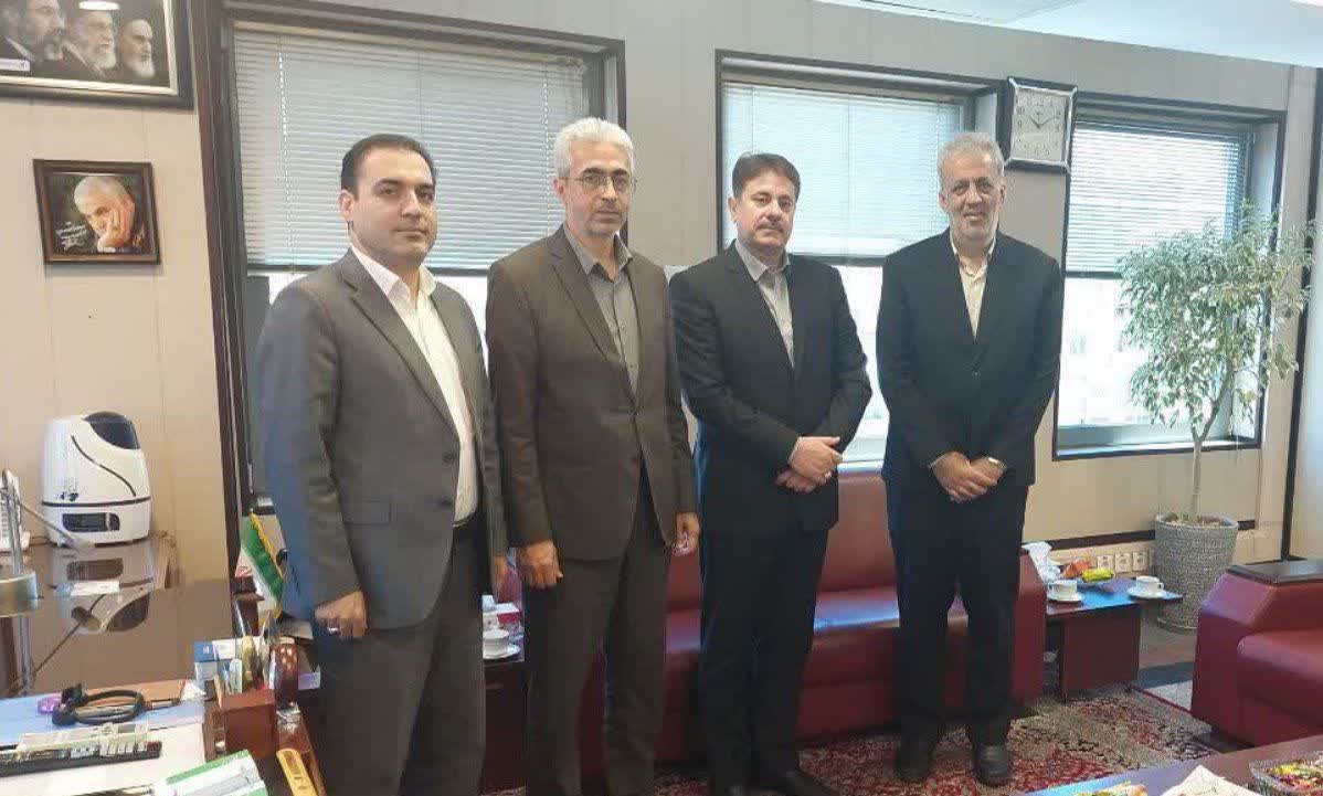 نقش‌آفرینی بانک رفاه کارگران در توسعه لرستان؛ حمایت مالی از تولید، سرمایه‌گذاری و اشتغال