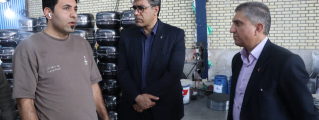 بازدید معاون مدیریت شعب بانک رفاه کارگران لرستان از شرکت نچسب گستر داتیس ظروف اسبیکو بروجرد؛ تأکید بر حمایت از تولید، اشتغال و صادرات