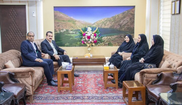 مطالبه جدی مدیریت استان از بانک‌ها؛ صف تسهیلات ازدواج و فرزندآوری کوتاه شود