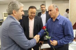 وقتی قدردانی به فرهنگ خدمت تبدیل می‌شود؛ تجلیل مدیر درمان تأمین اجتماعی لرستان ازمدیر و کارکنان بانک رفاه کارگران استان