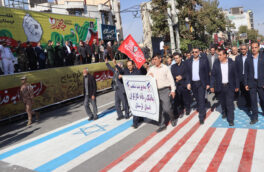 حضور مدیر شعب و کارکنان بانک رفاه کارگران لرستان در رزمایش بزرگ ۱۰۰ هزار نفری «جان‌فدای ایران»